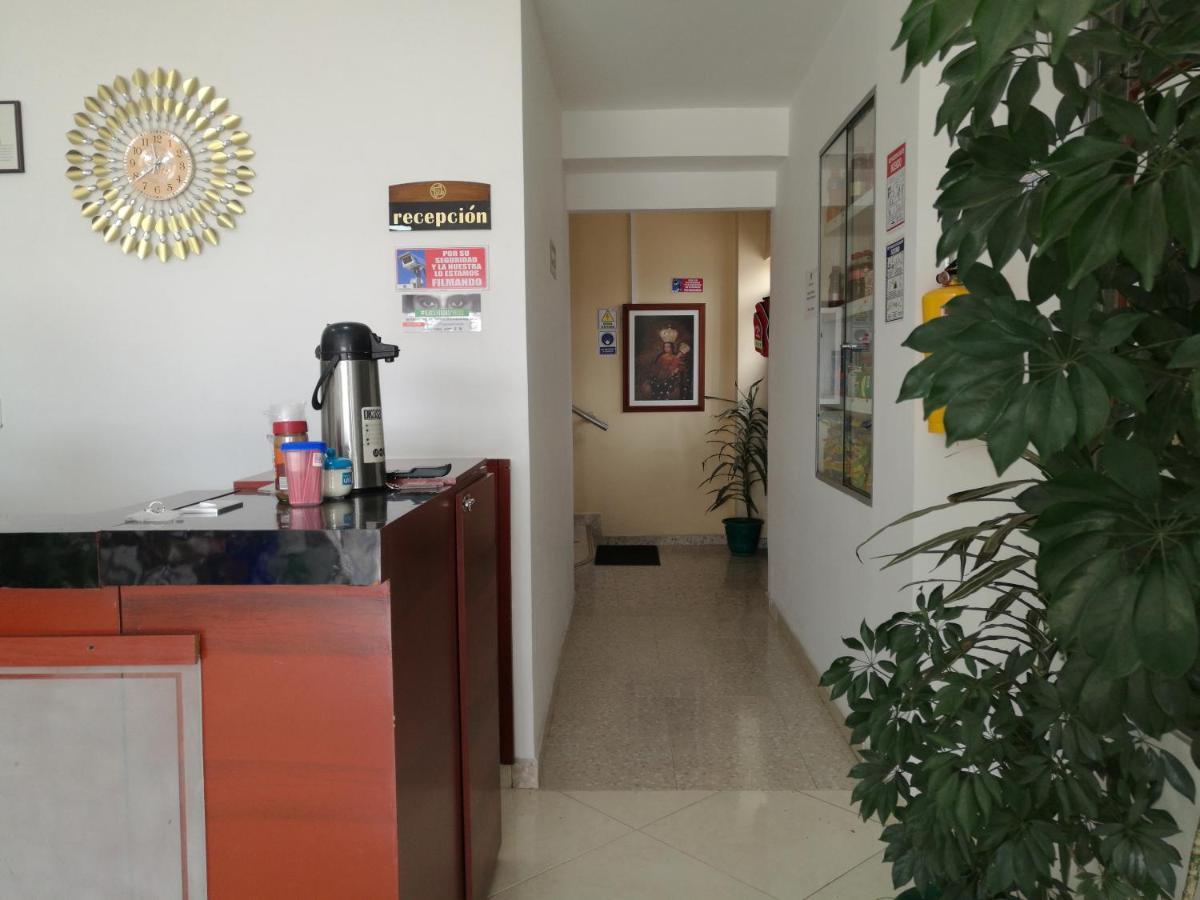 איפיאלס Hotel Suyusama מראה חיצוני תמונה